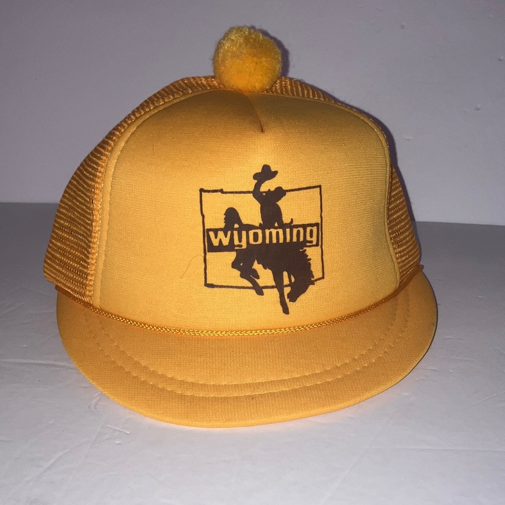 Vintage University of Wyoming Yellow Mesh Trucker Hat‎ with Pom Pom Short Visor